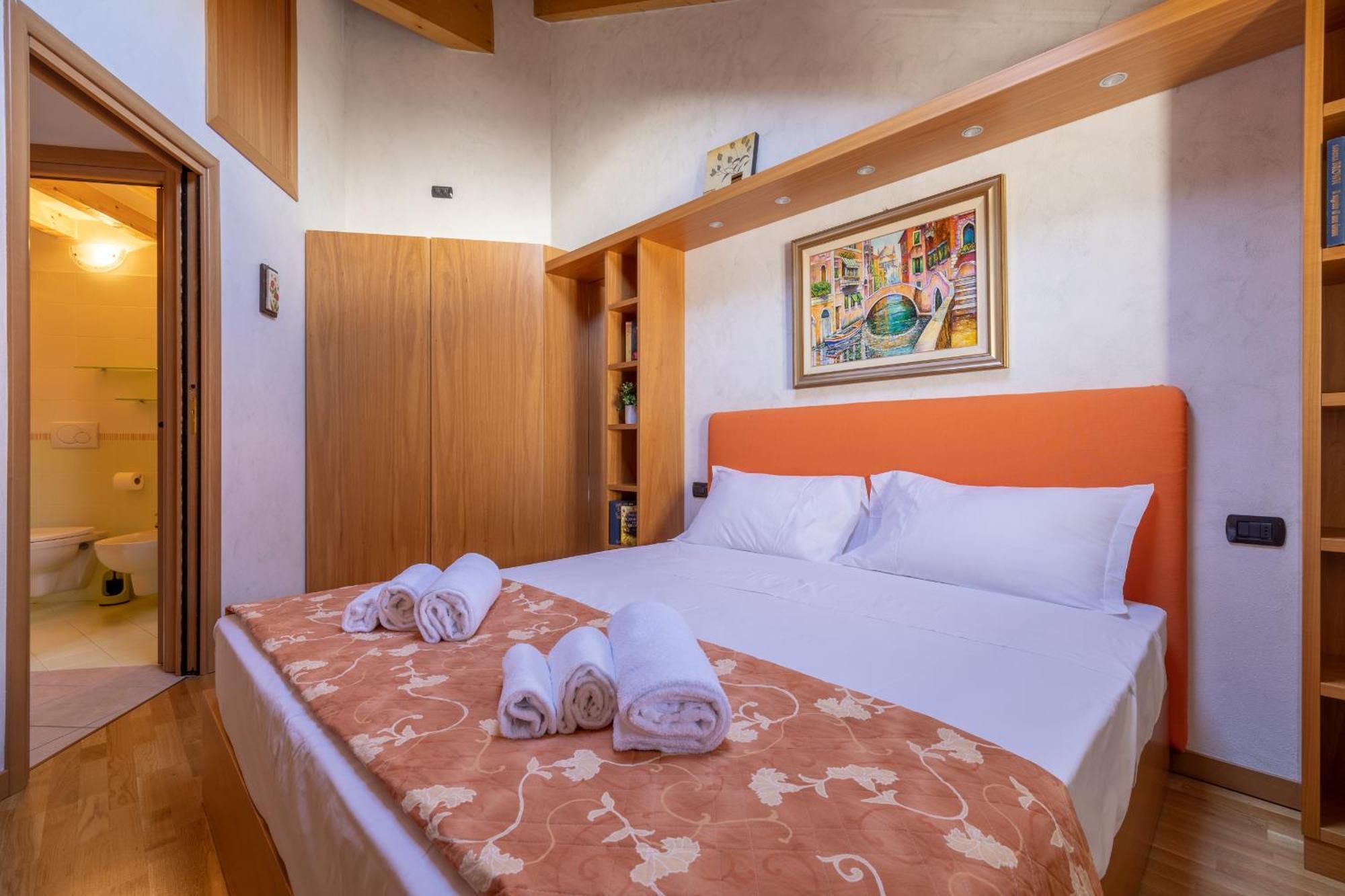 Apartment By The Ferry - Menaggio Dış mekan fotoğraf
